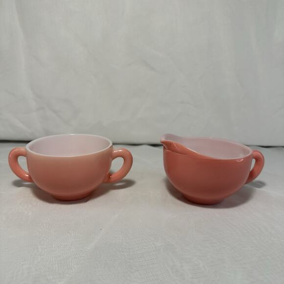 Hazel Atlas Glass PINK CRINOLINE Ripple Pattern Creamer Pitcher & Sugar Bowl Set - Picture 1 of 6